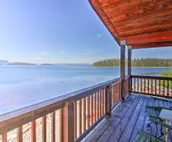 Waterfront Apt w/ Mtn View, Walk Into Town!