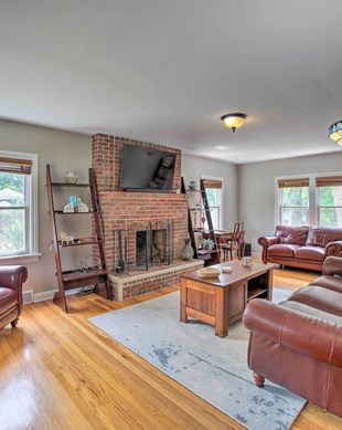 United States Indiana Gary vacation rental compare prices direct by owner 24908711