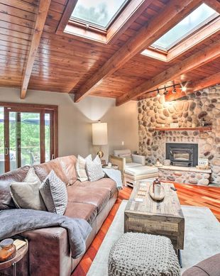 United States Indiana Gary vacation rental compare prices direct by owner 24885741