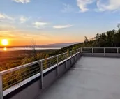 Beautiful Modern Loft | Denali Views, Pool Table, Roof Deck, Firepit
