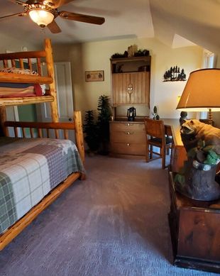 United States South Dakota Aberdeen vacation rental compare prices direct by owner 9737462