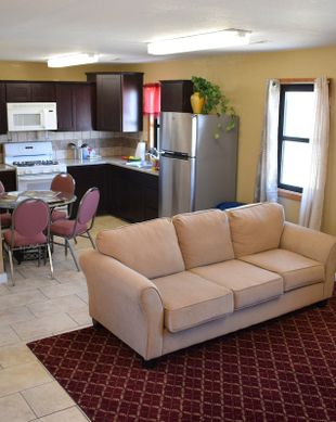 United States Kansas Dodge City vacation rental compare prices direct by owner 421988