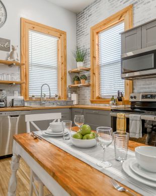 United States Indiana Lafayette vacation rental compare prices direct by owner 11460832