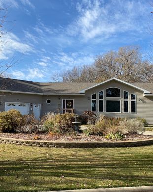 United States South Dakota Aberdeen vacation rental compare prices direct by owner 9543983