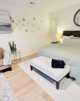 United States Indiana Bloomington vacation rental compare prices direct by owner 13087732