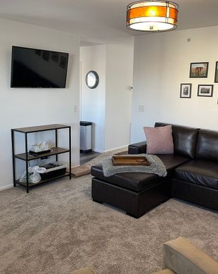United States Wyoming Gillette vacation rental compare prices direct by owner 15783327