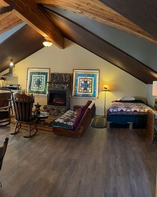 United States South Dakota Hot Springs vacation rental compare prices direct by owner 24080529
