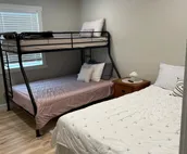 Brand New 4 Bed 3 Bath Home - Ackerman Valley