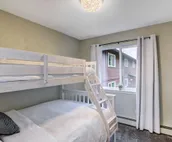Anchorage Retreat < 5 Mi to Hilltop Ski Area!