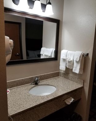 United States South Dakota Oacoma vacation rental compare prices direct by owner 11913539