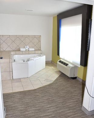 United States Wyoming Evanston vacation rental compare prices direct by owner 12914803