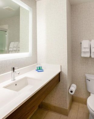 United States South Dakota Watertown vacation rental compare prices direct by owner 12668134